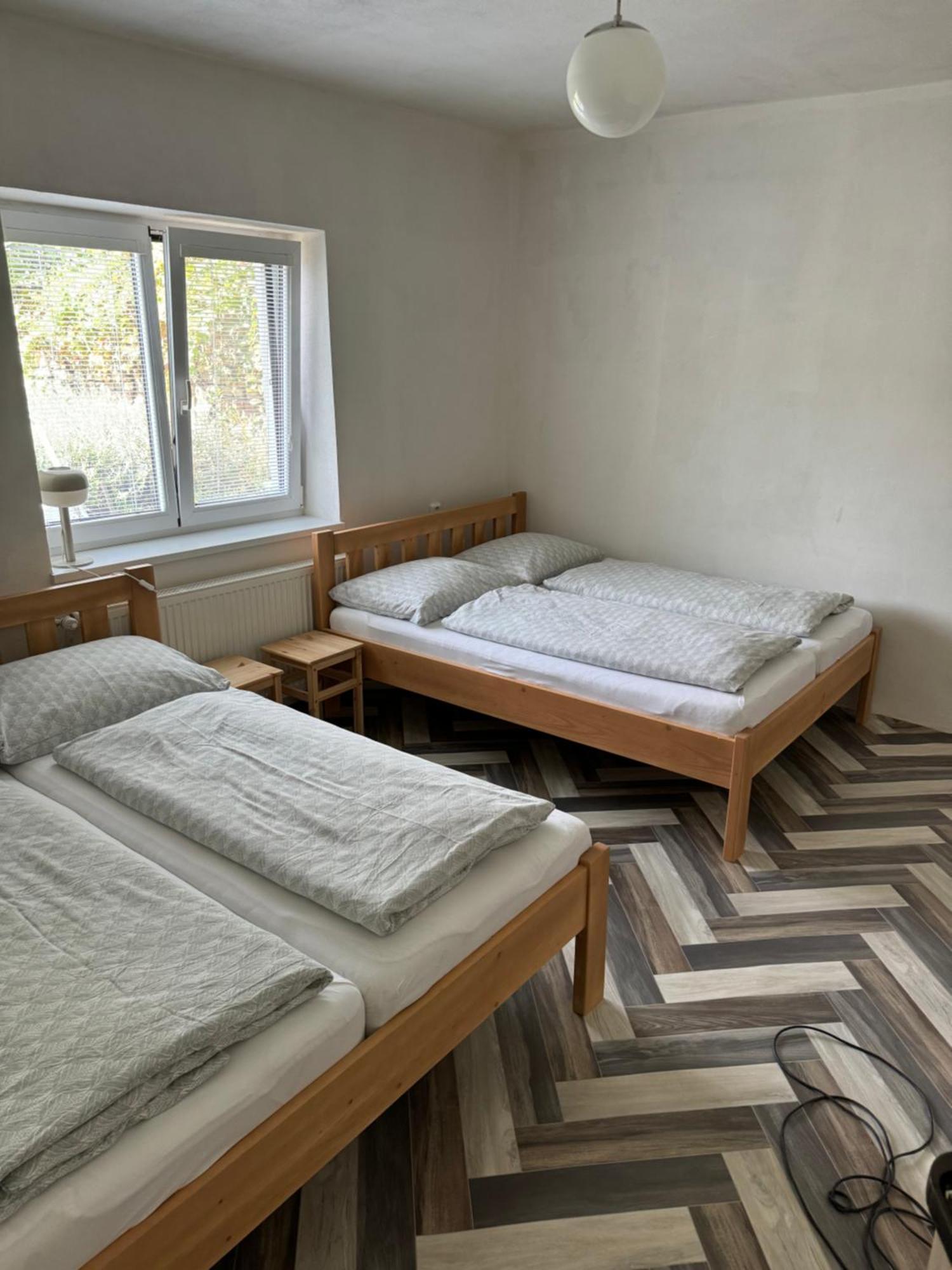Mikulovska Chalupa Se Sklepem Dış mekan fotoğraf